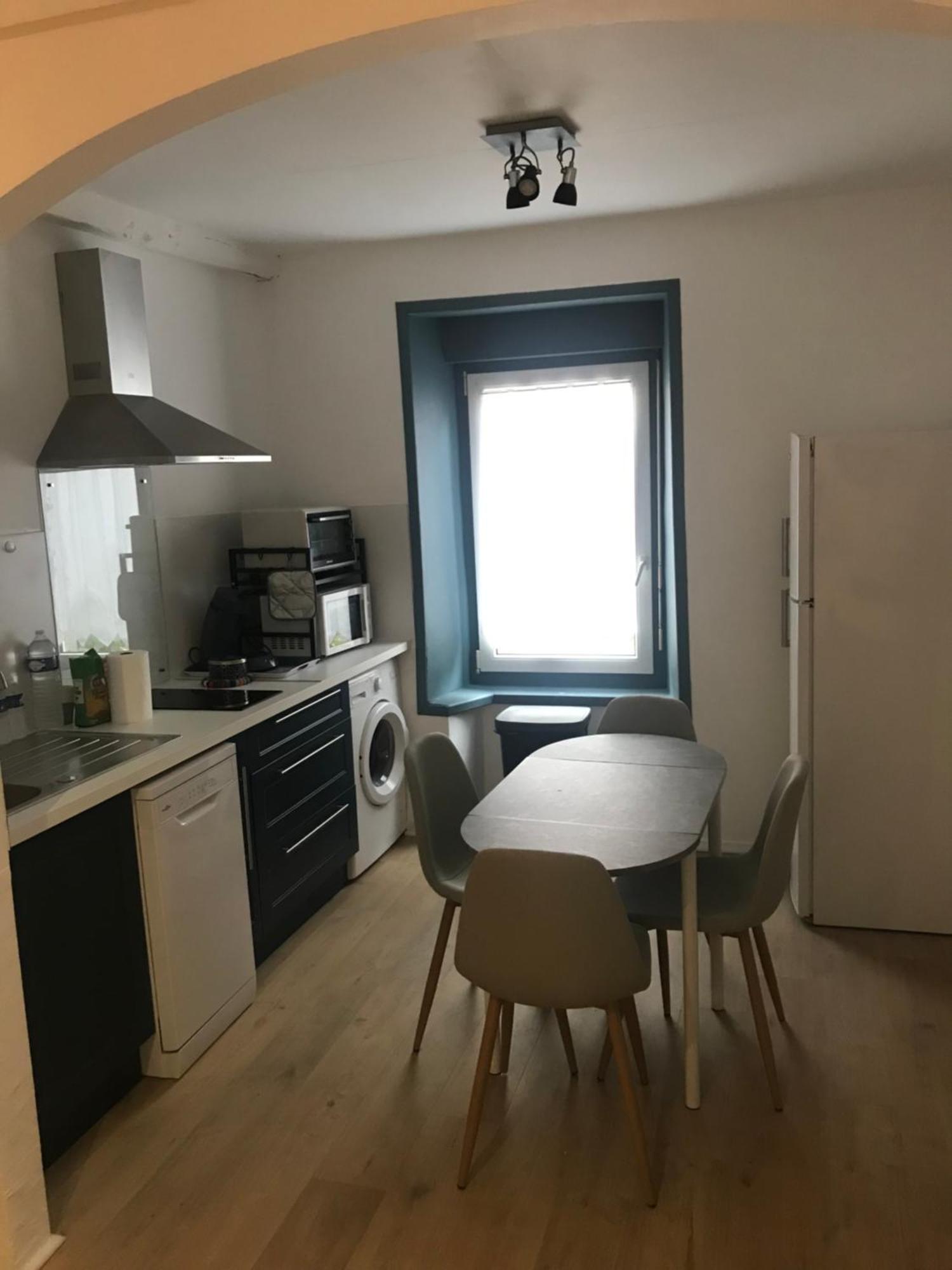 Joli Appartement Calme A Binic Dans Rue Pietonne Exterior photo