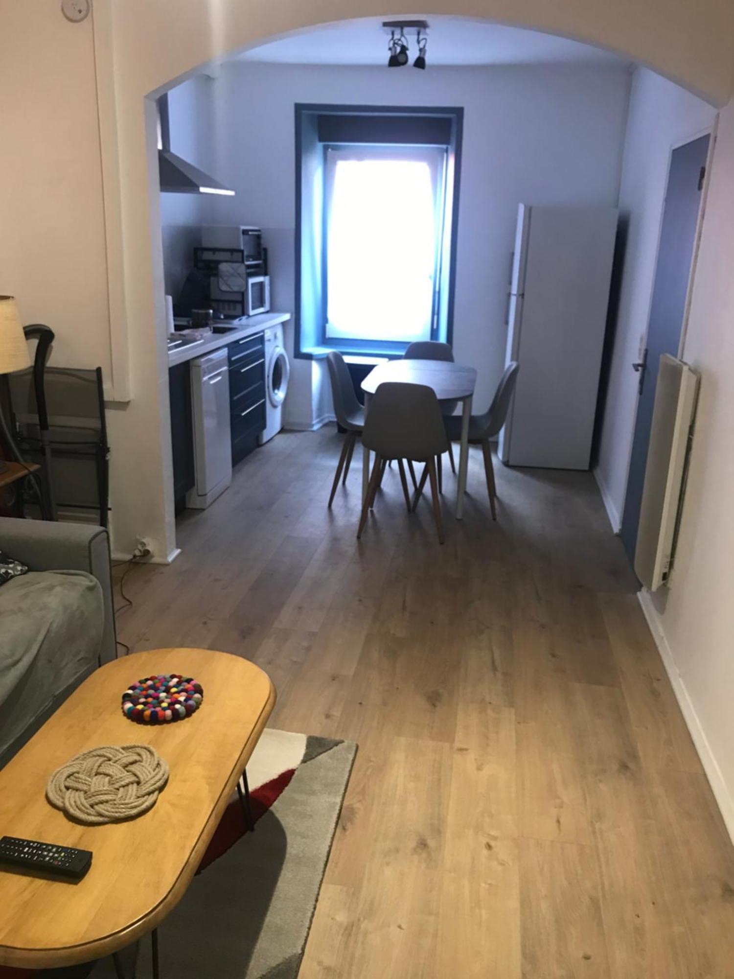 Joli Appartement Calme A Binic Dans Rue Pietonne Exterior photo